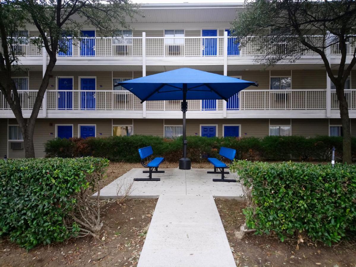 Intown Suites Extended Stay Carrollton Tx - Westgrove Drive Luaran gambar
